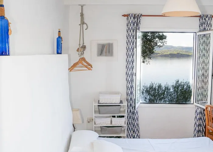 Isla Privada, Menorca * Fornells (Menorca)