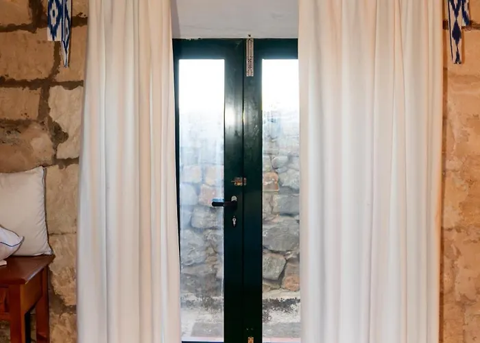 Isla Privada, Menorca 福尔内利斯