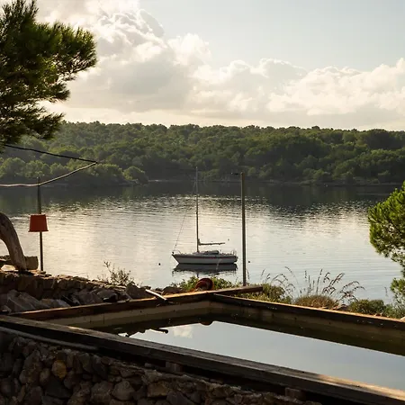 Isla Privada, Menorca * Fornells (Menorca)